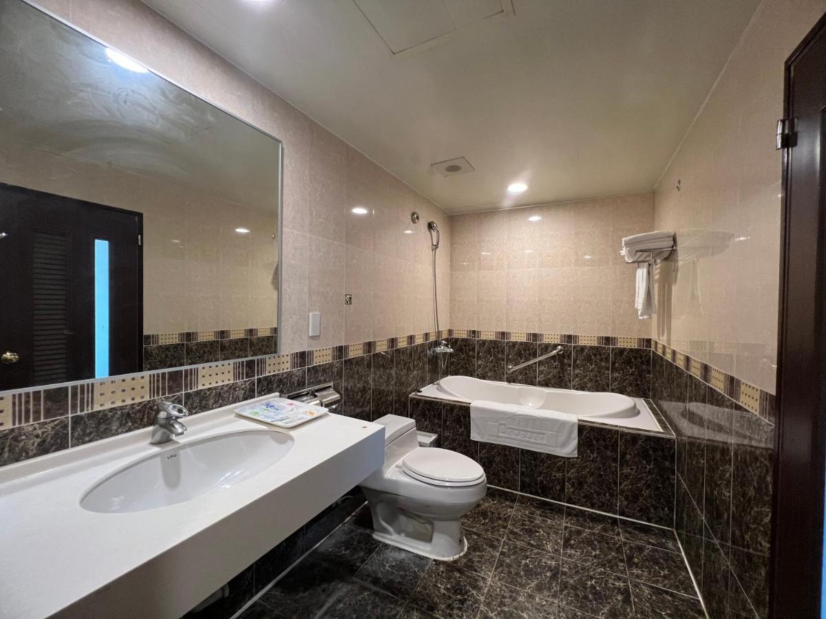 Sendale Tainan Science Park Hotel Xinshi Esterno foto